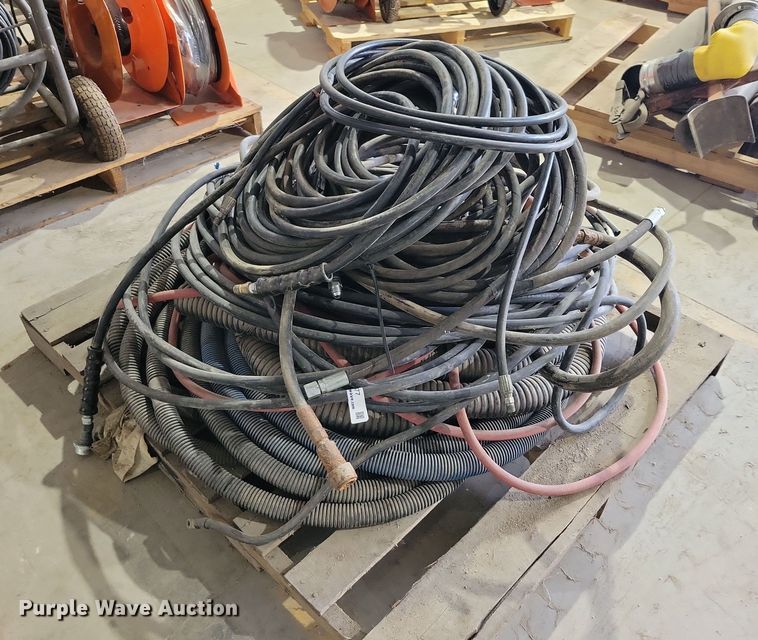image for item DX6477 Pallet of assorted high pressure hoses