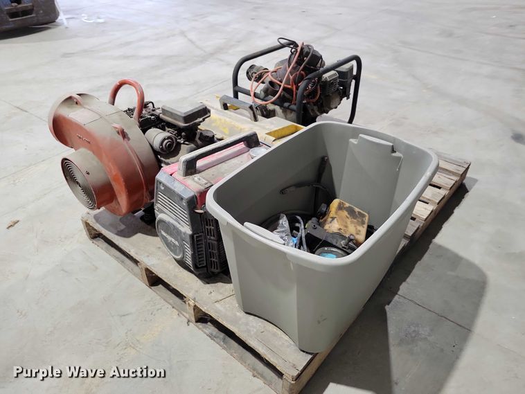 image for item DX6490 Assorted tools