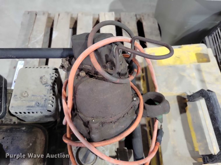 image for item DX6490 Assorted tools