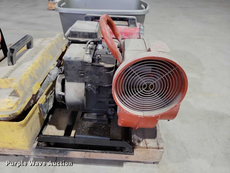 image for item DX6490 Assorted tools