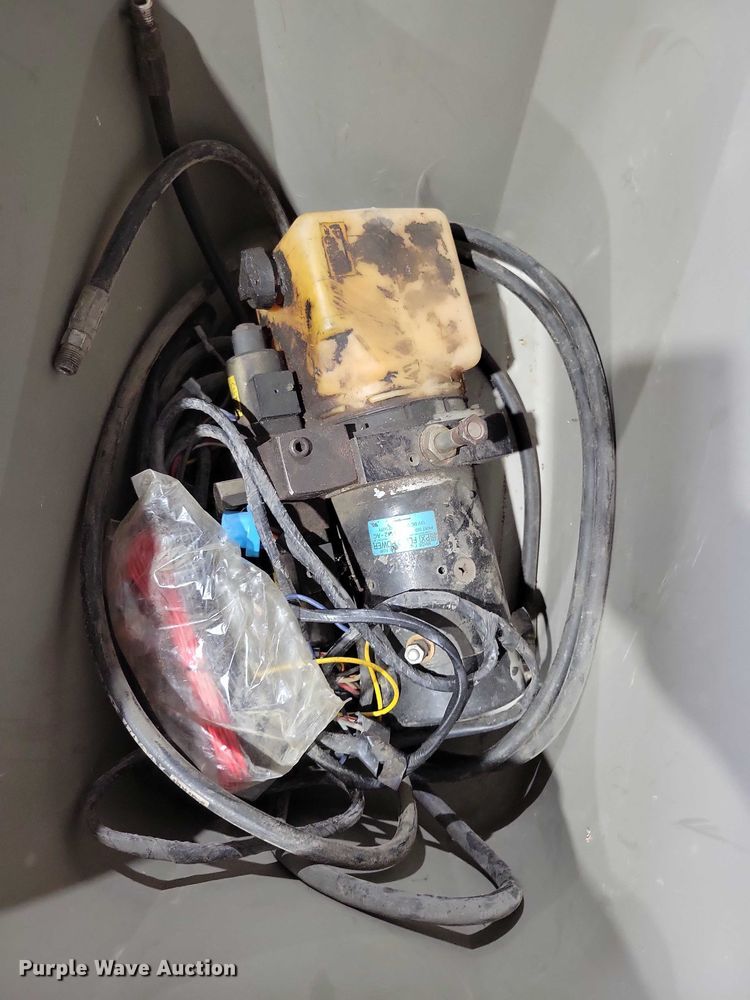 image for item DX6490 Assorted tools