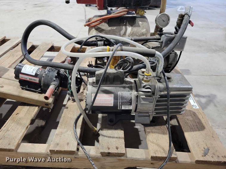 image for item DX6492 Assorted tools