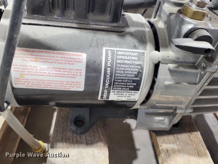 image for item DX6492 Assorted tools