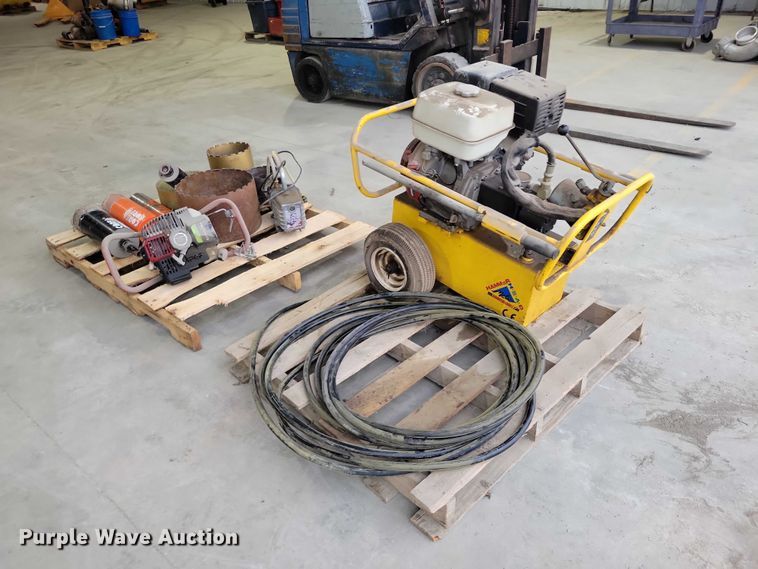 image for item DX6499 (2) power units