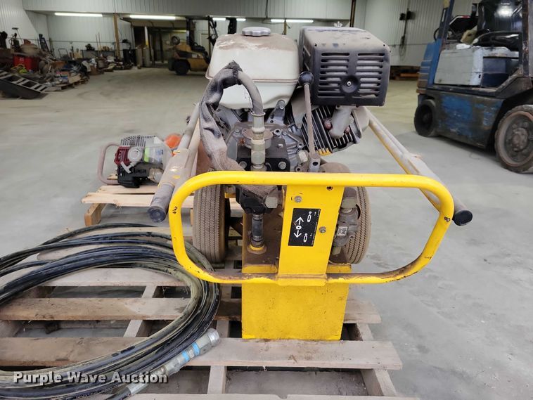 image for item DX6499 (2) power units