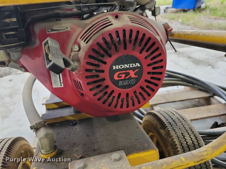 image for item DX6499 (2) power units