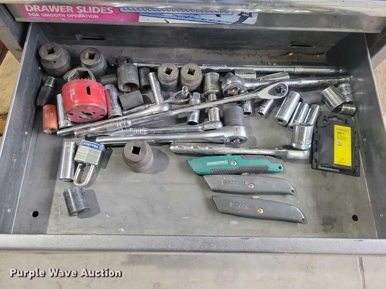 image for item DX6500 Assorted tools
