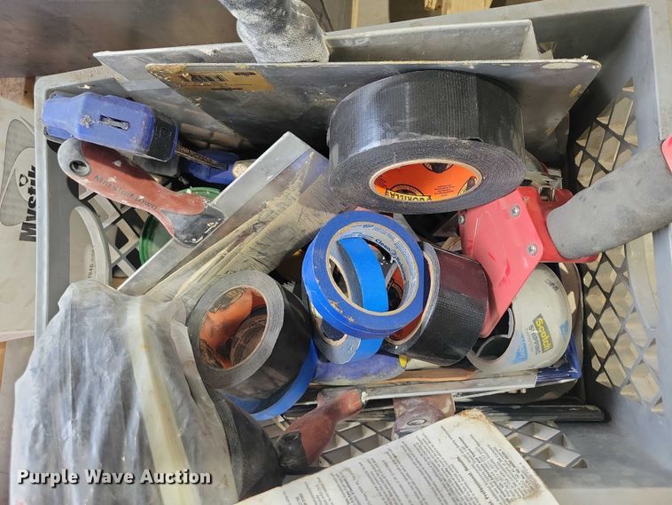 image for item DX6500 Assorted tools