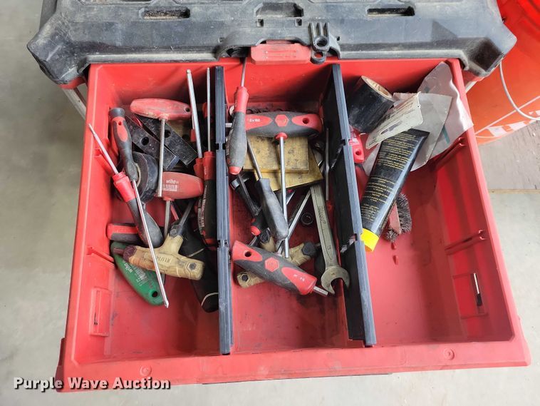 image for item DX6500 Assorted tools