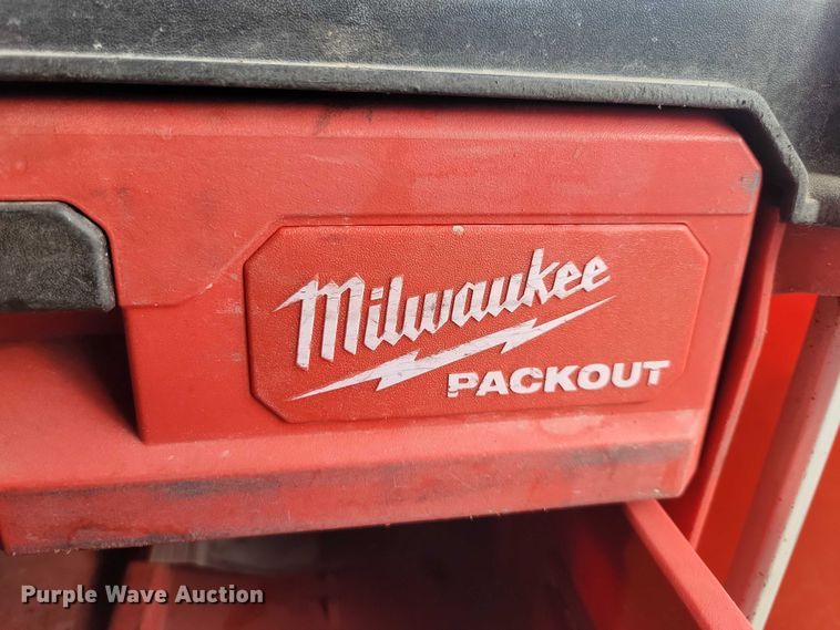 image for item DX6500 Assorted tools