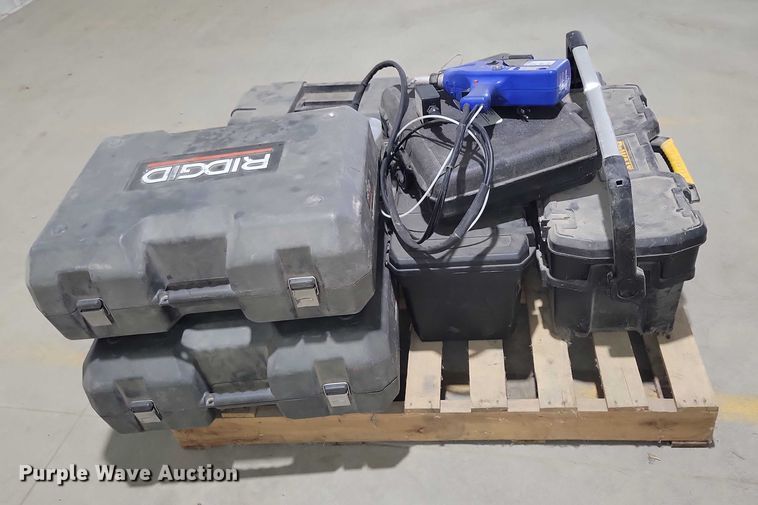 image for item DX6508 Assorted tools