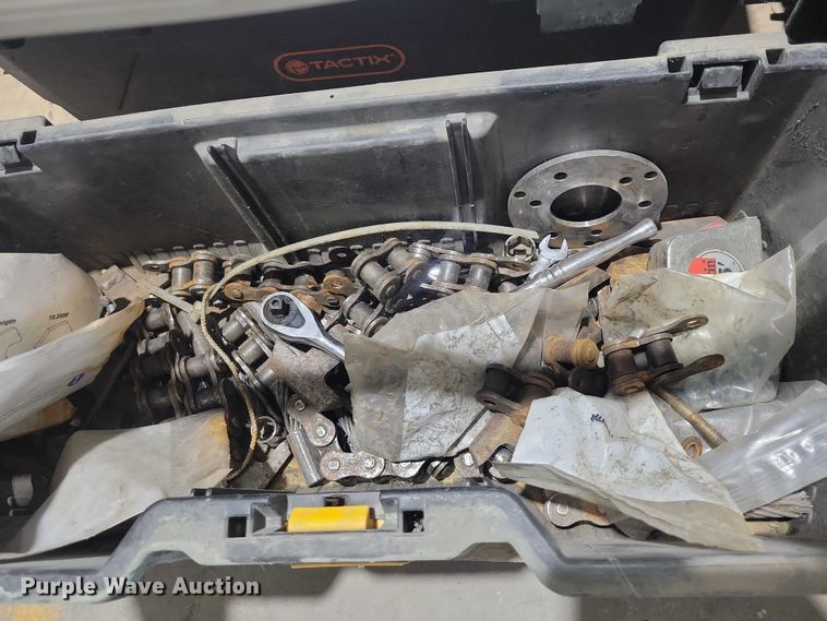 image for item DX6508 Assorted tools