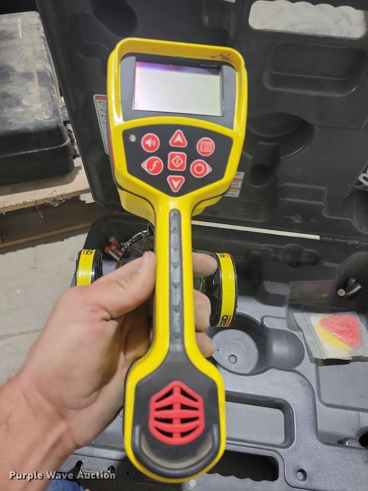 image for item DX6508 Assorted tools