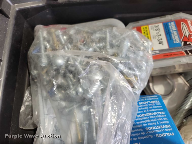 image for item DX6508 Assorted tools