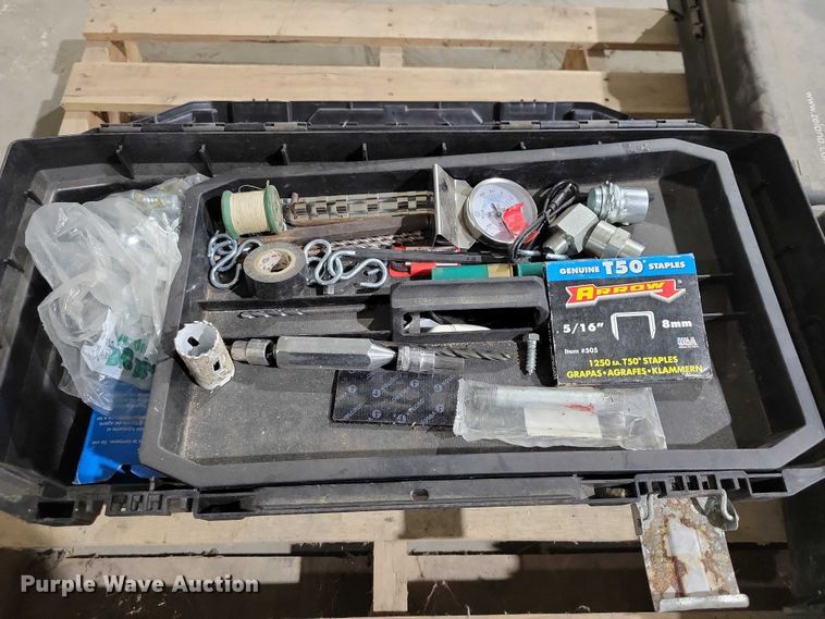 image for item DX6508 Assorted tools