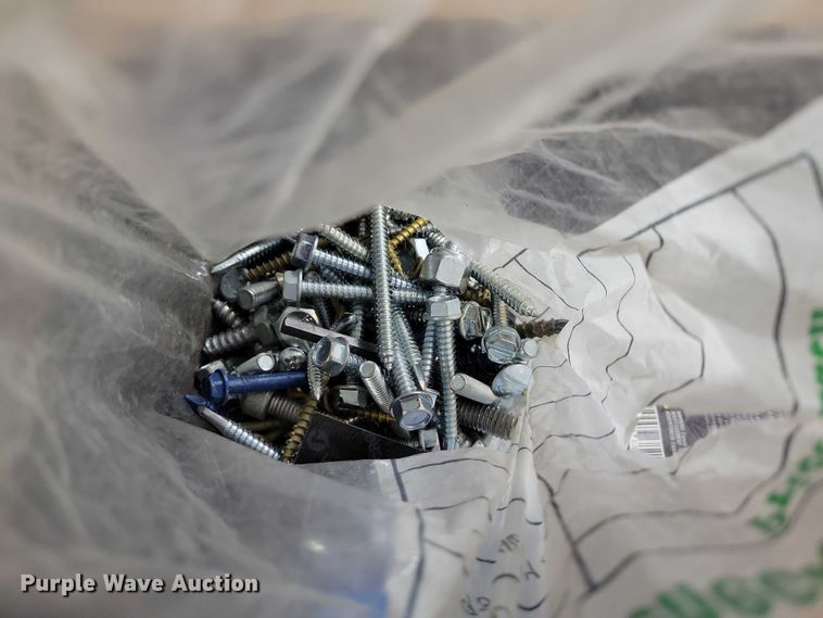 image for item DX6508 Assorted tools