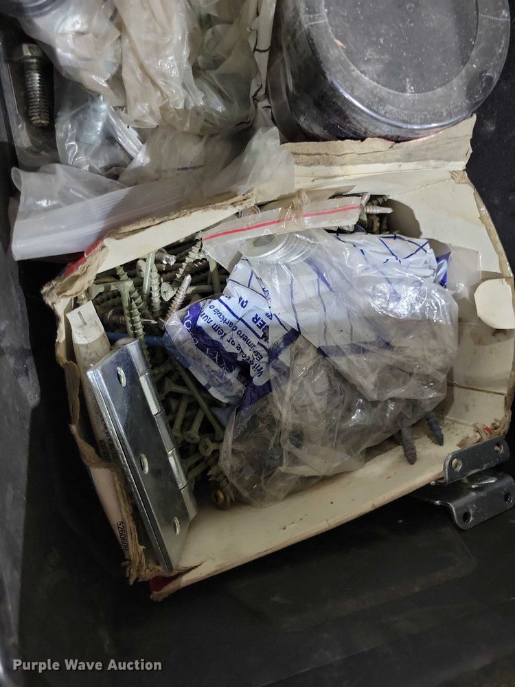 image for item DX6508 Assorted tools