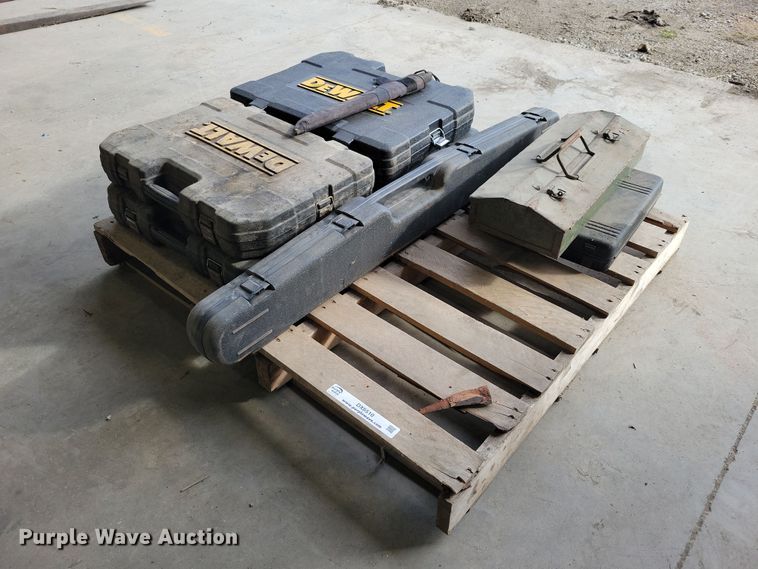 image for item DX6510 Assorted tools