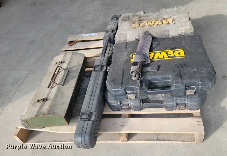 image for item DX6510 Assorted tools