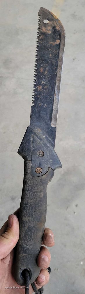 image for item DX6510 Assorted tools