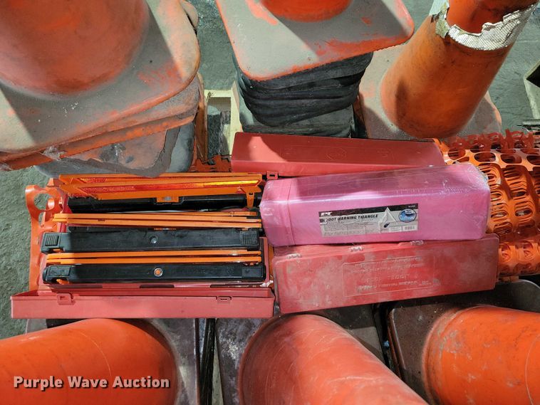 image for item DX6512 Road safety equipment