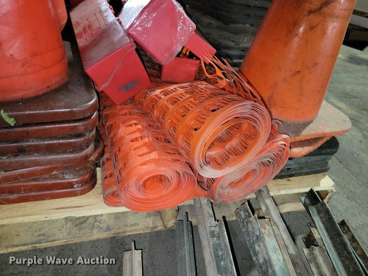 image for item DX6512 Road safety equipment