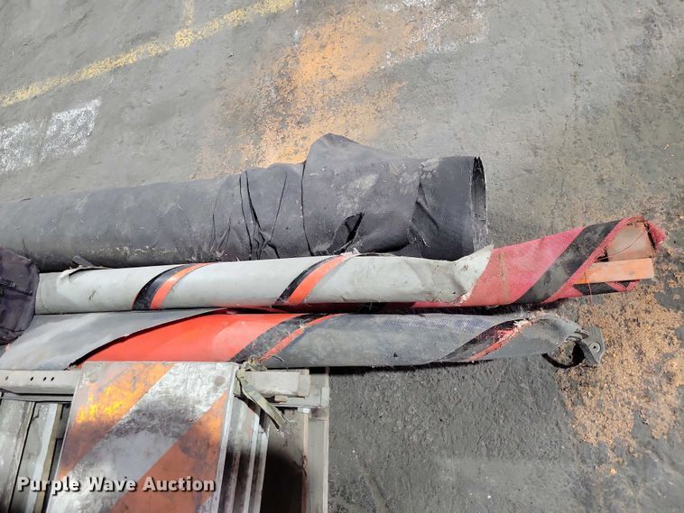 image for item DX6512 Road safety equipment