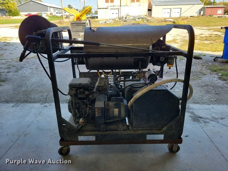 image for item DX6517 Mi-T-M pressure washer