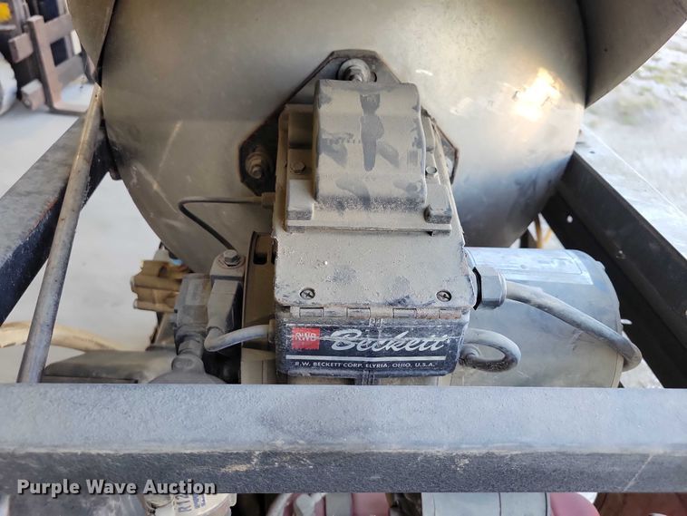 image for item DX6517 Mi-T-M pressure washer