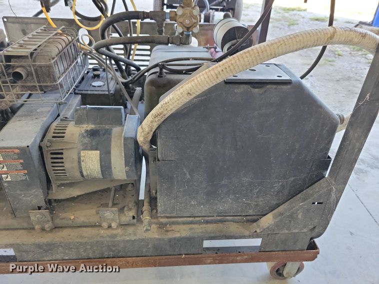 image for item DX6517 Mi-T-M pressure washer