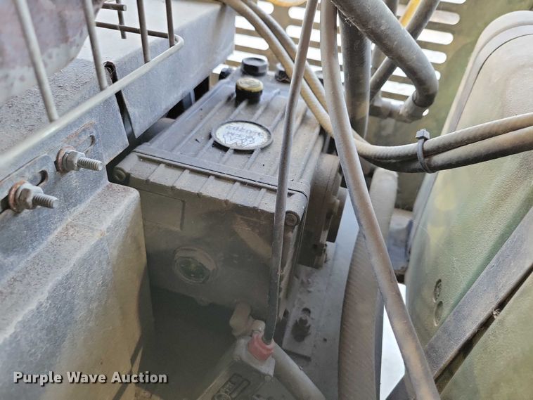 image for item DX6517 Mi-T-M pressure washer