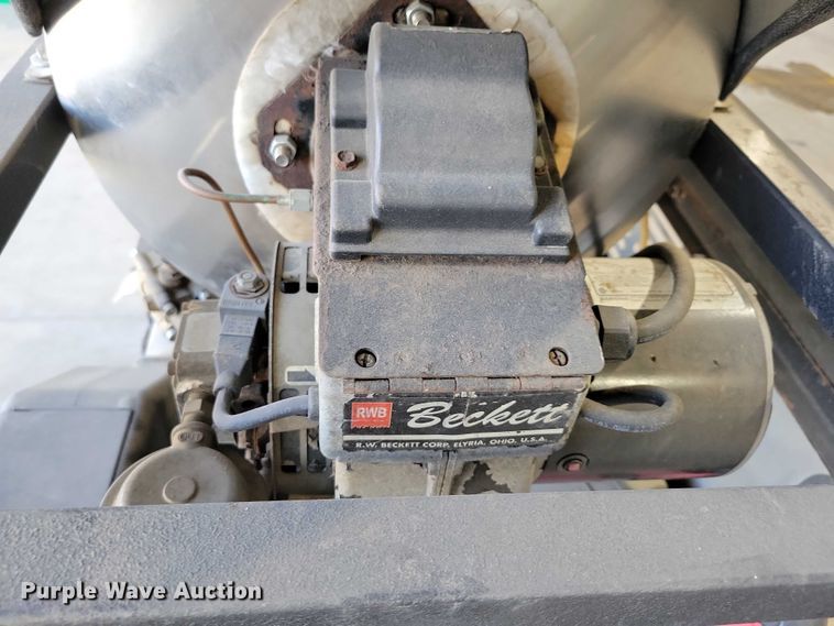 image for item DX6518 Mi-T-M pressure washer