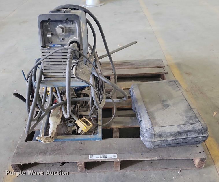 image for item DX6523 Miller Spectrum 875 plasma cutter