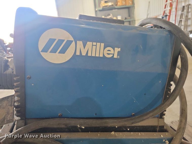 image for item DX6523 Miller Spectrum 875 plasma cutter
