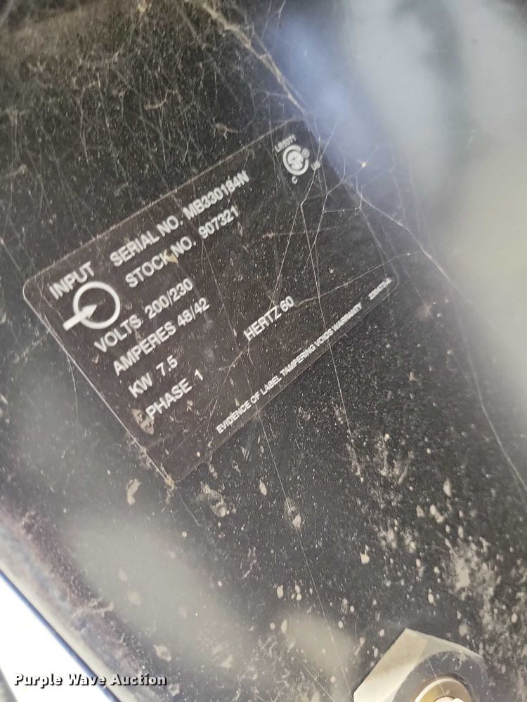 image for item DX6524 Miller Millermatic 252 welder