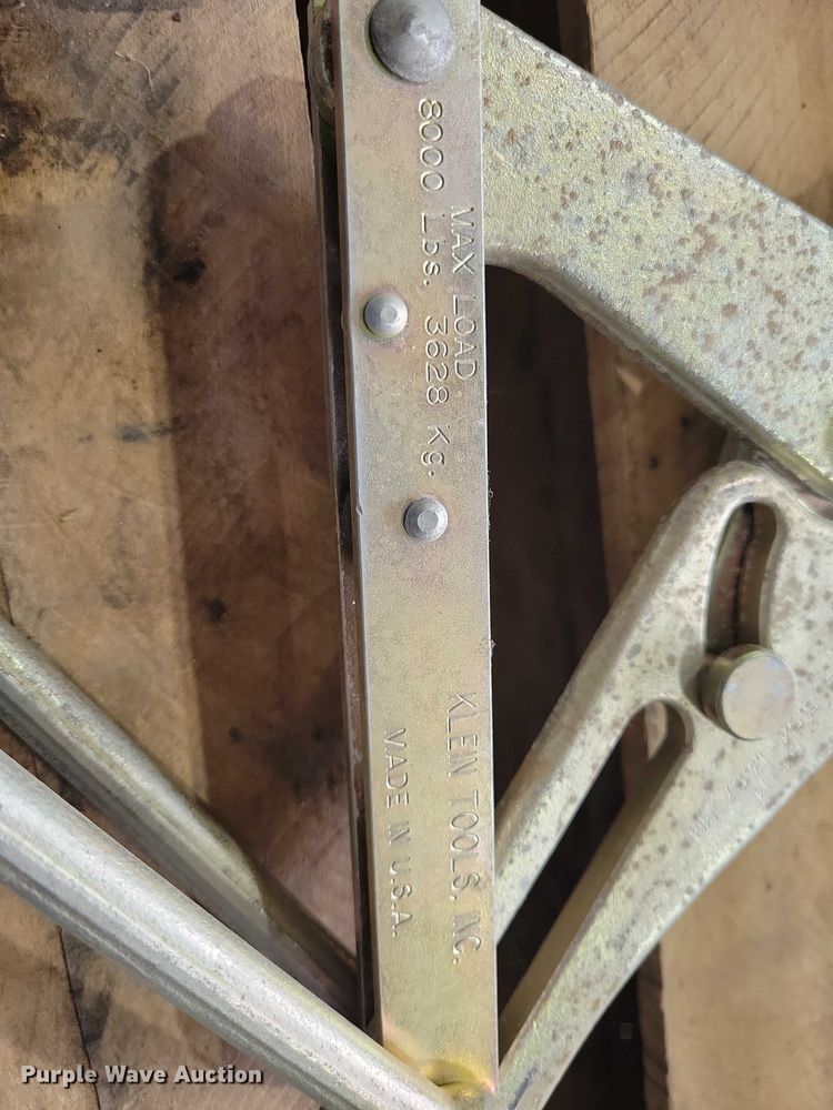 image for item DX6528 Spartan water line splitter