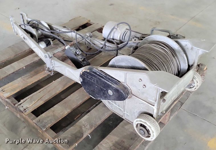 image for item DX6535 Ridgid 700 manhole winch