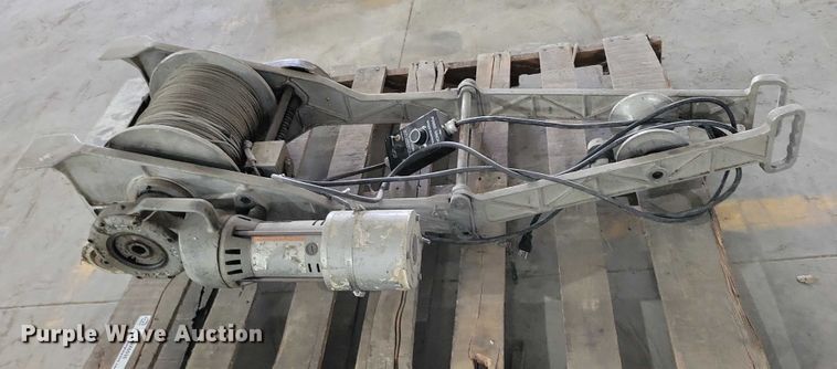 image for item DX6535 Ridgid 700 manhole winch