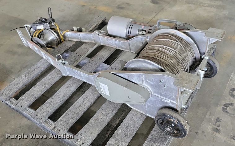 image for item DX6536 Ridgid 700 manhole winch