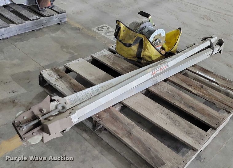 image for item DX6537 Manhole winch system