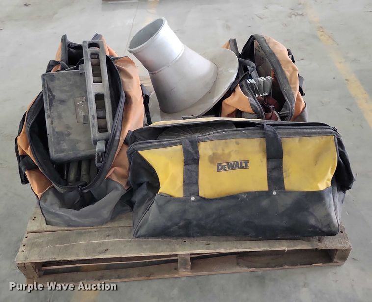 image for item DX6539 Assorted tools