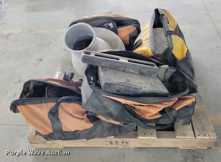 image for item DX6539 Assorted tools