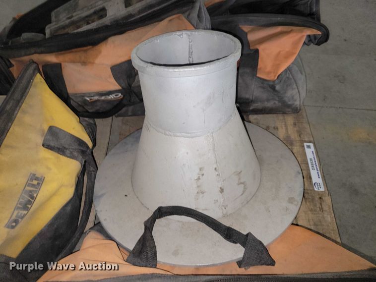 image for item DX6539 Assorted tools