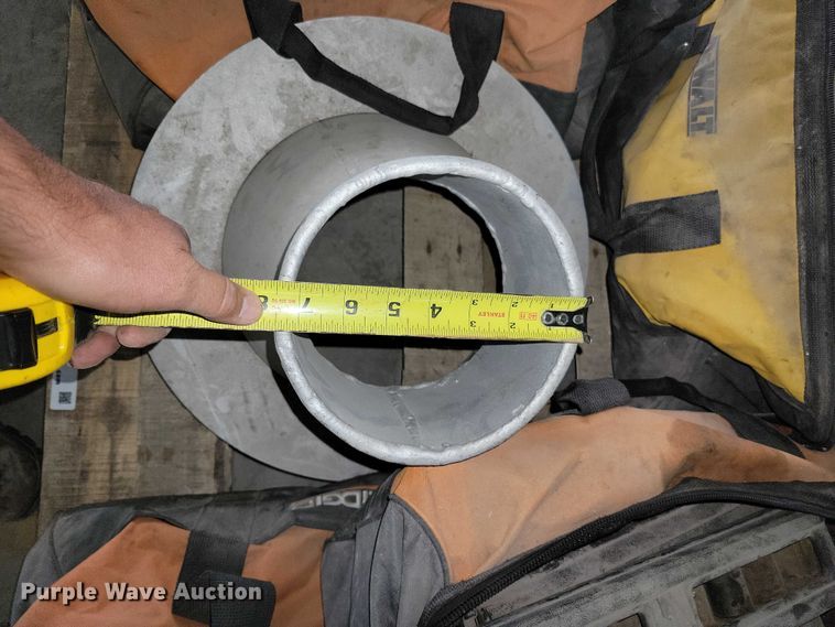 image for item DX6539 Assorted tools