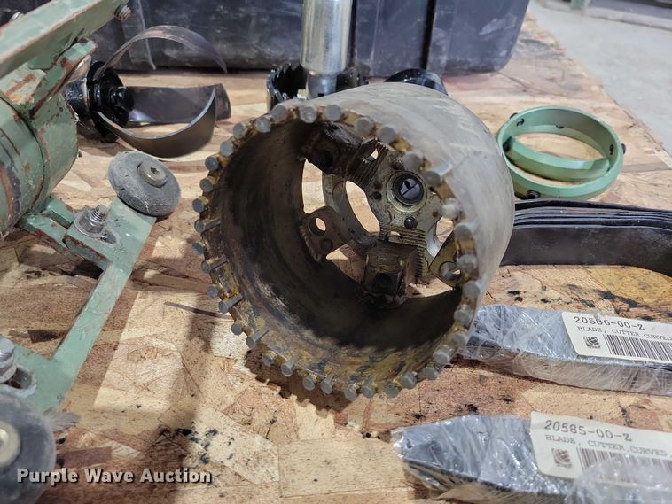 image for item DX6542 Hydraulic sewer root saw