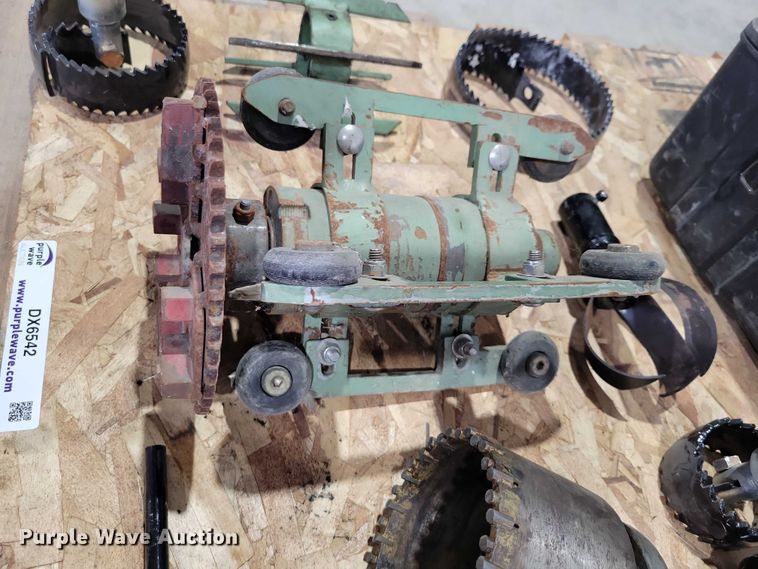 image for item DX6542 Hydraulic sewer root saw