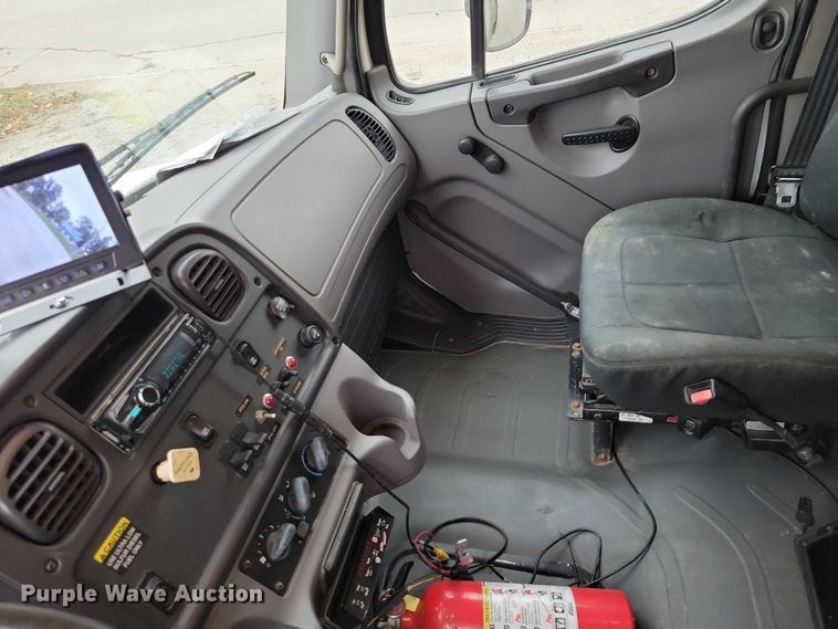 image for item DX6550 2009 Freightliner Business Class M2 800 HPR Truck Jet sewer jetter truck