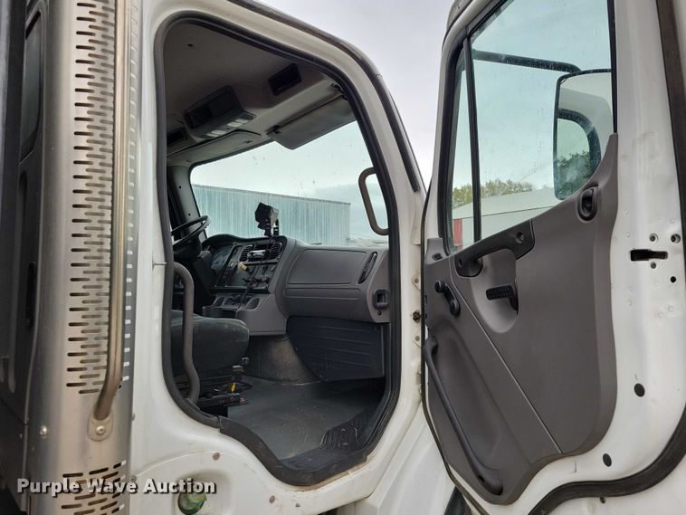 image for item DX6550 2009 Freightliner Business Class M2 800 HPR Truck Jet sewer jetter truck