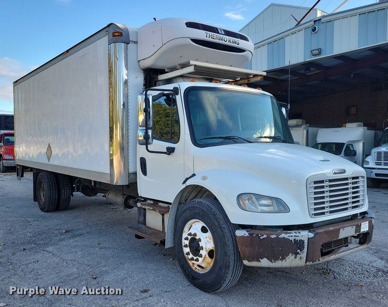 image for item DX6551 2013 Freightliner Business Class M2 refrigerated truck