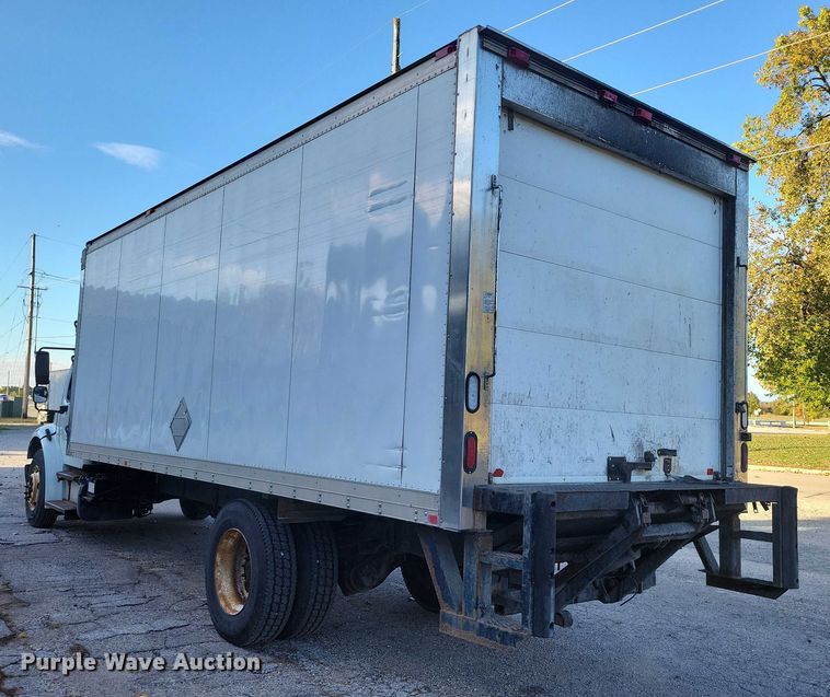 image for item DX6551 2013 Freightliner Business Class M2 refrigerated truck